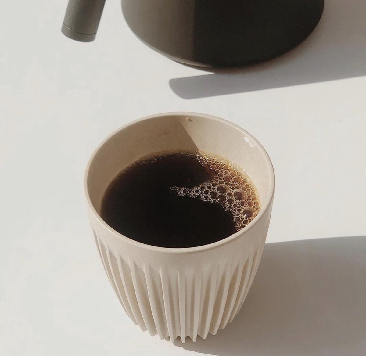 HUSKEE - CUP TO GO SMALL - BEIGE